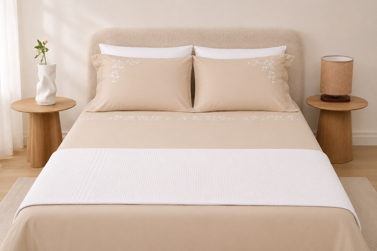 Signature – Flat Sheet Set with Floral Embroidery