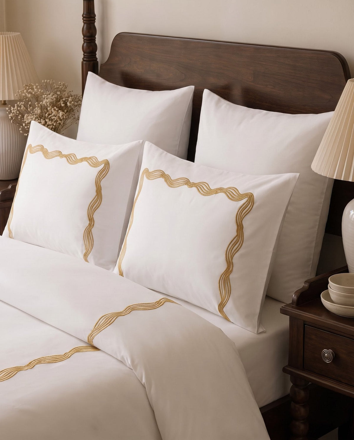 Tessera Artisan Essential Gold