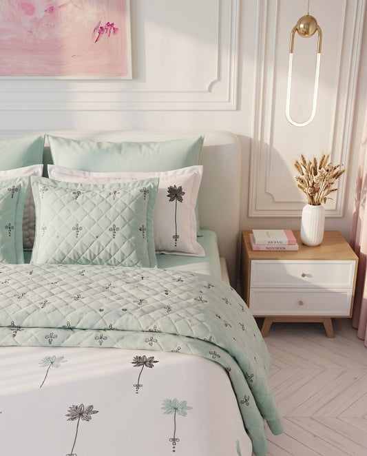 Tessera Luxury Essential mint